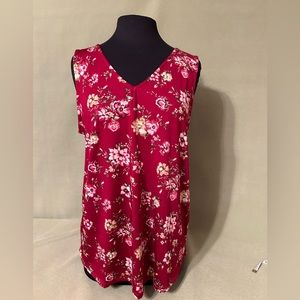 Cute floral summer shirt.